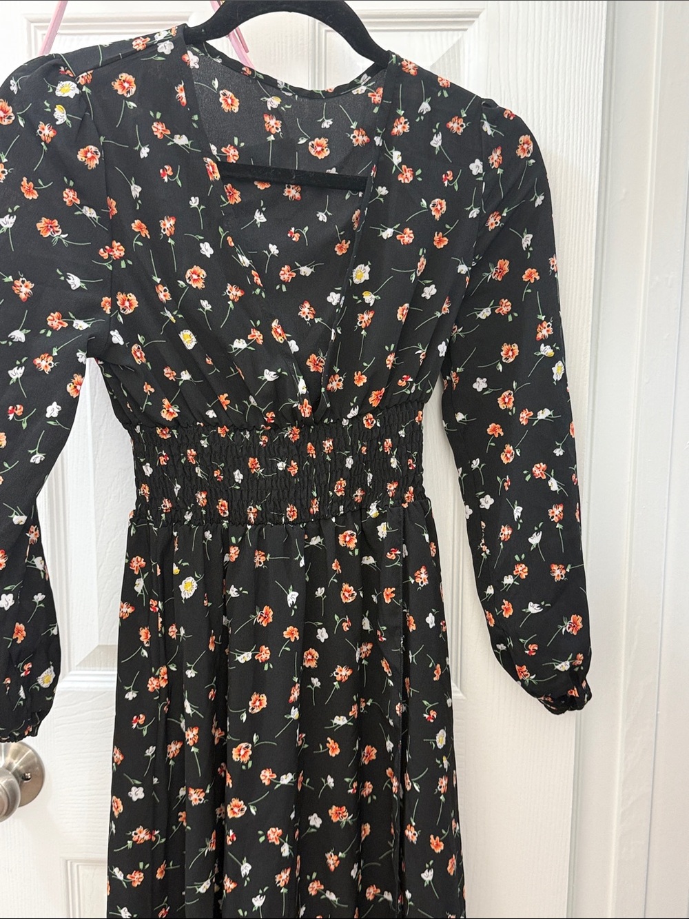 Black Floral Long-Sleeve long dress